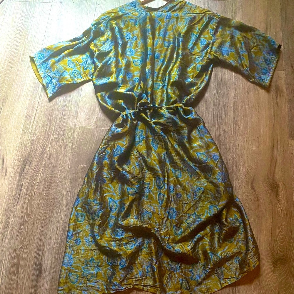 ✨RARE FIND✨ Handmade 100% SILK Kimono from Bali (One Size)